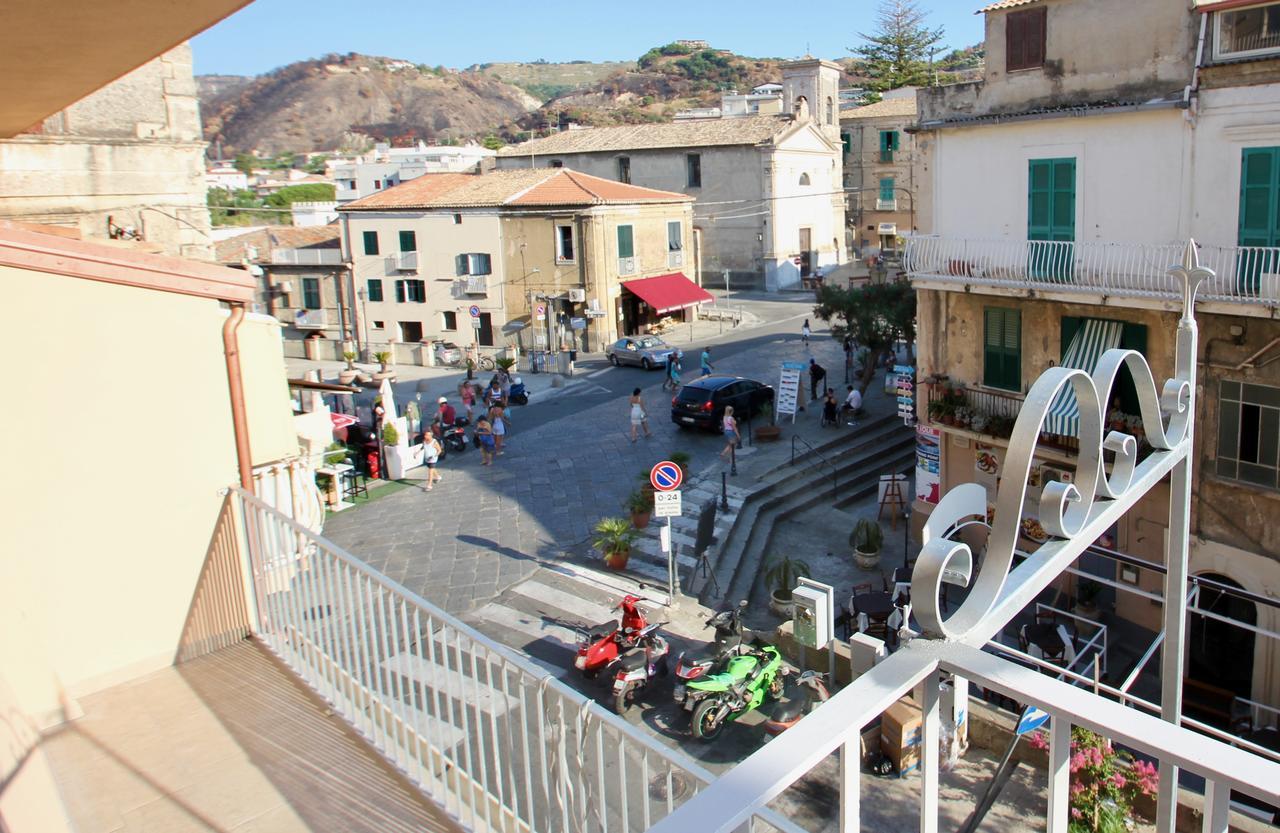 Townhouse Tropea Bed & Breakfast Exterior photo