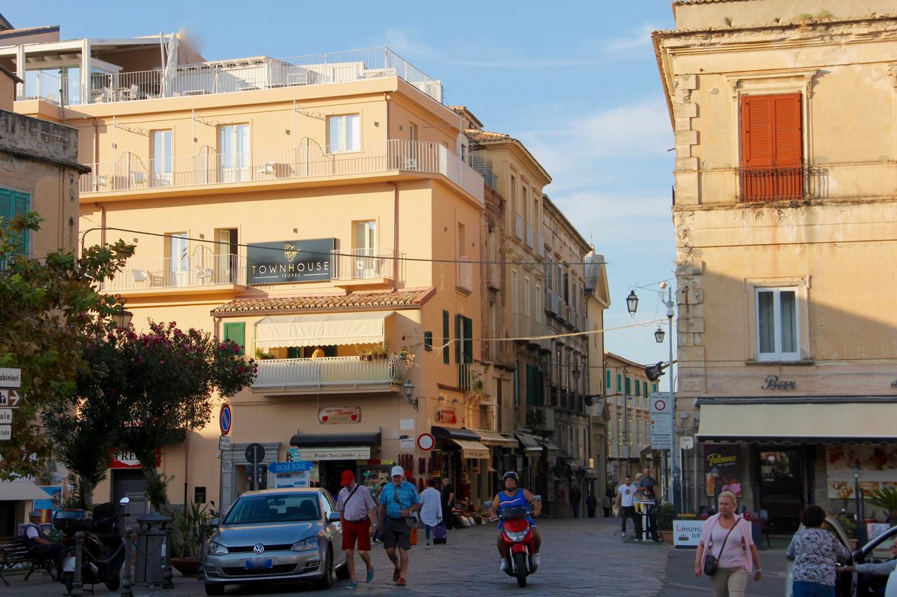 Townhouse Tropea Bed & Breakfast Exterior photo